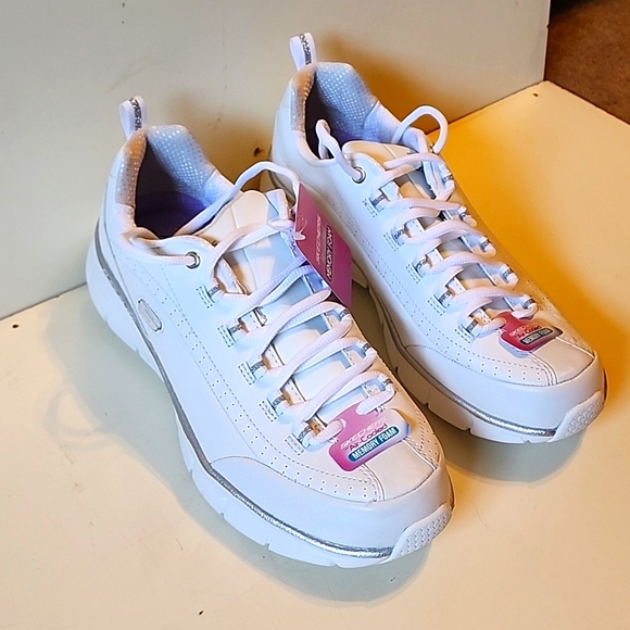 [SOLD]Skechers Elite White and Gray Sparkley Sneakers with Memory Foam - Picture 8 of 11